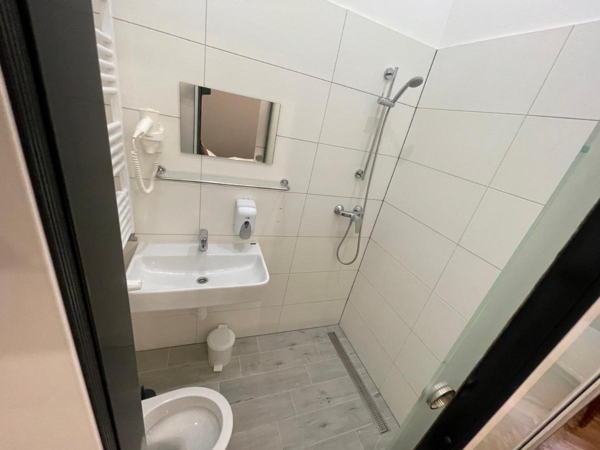 W19 Apartments Miskolc Exterior photo